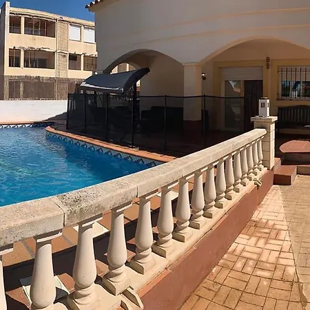 Casa Ana بيت للعطل ريومار